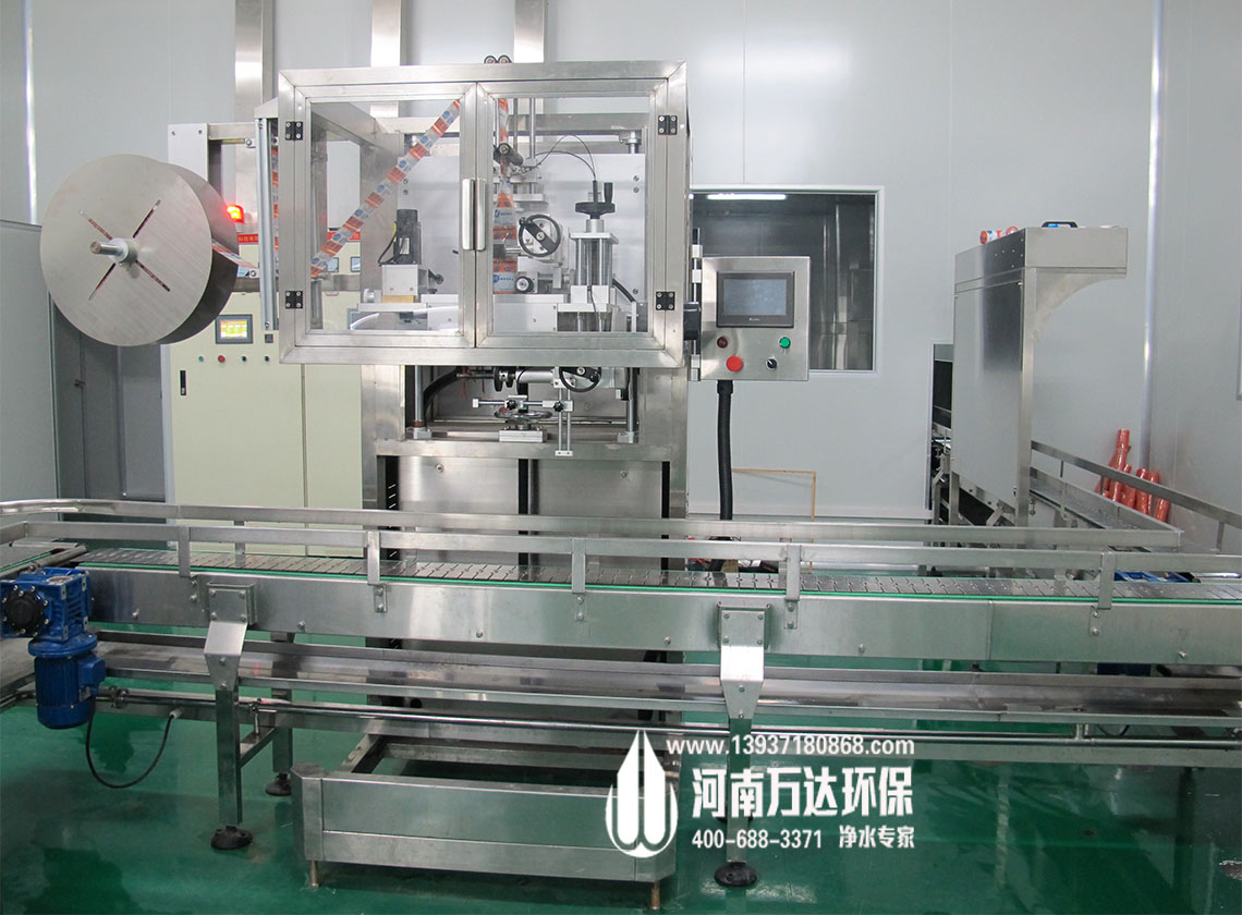 全自動桶裝水套標機價格