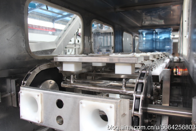 桶裝水產(chǎn)設(shè)備廠家 桶裝水產(chǎn)設(shè)備廠家