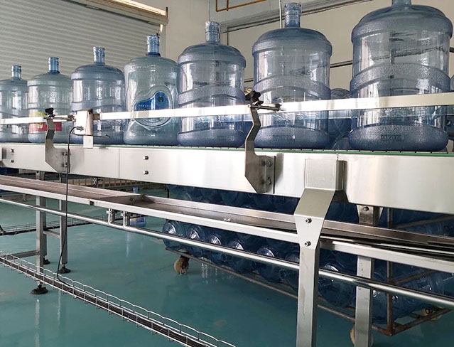 生產(chǎn)純凈水需要什么設(shè)備? 生產(chǎn)純凈水需要什么設(shè)備?